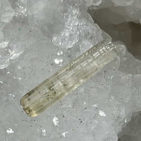 Oasis de cristal Scapolite