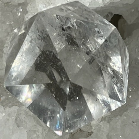 Icosaèdre en Quartz Lémurien