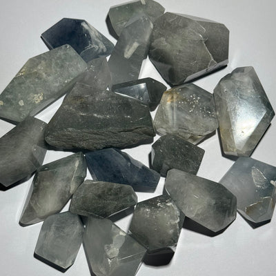QUARTZ AVEC RUTILES BLEUS (Très Rare)