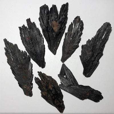 CYANITE NOIRE