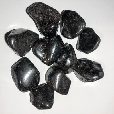 MAGNÉTITE