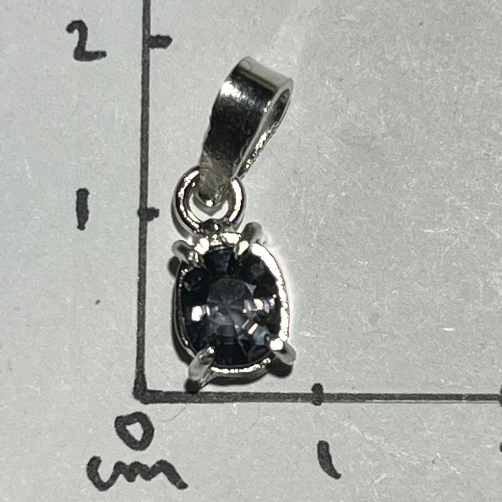 Pendentif Spinelle Noir (Monture Argent)
