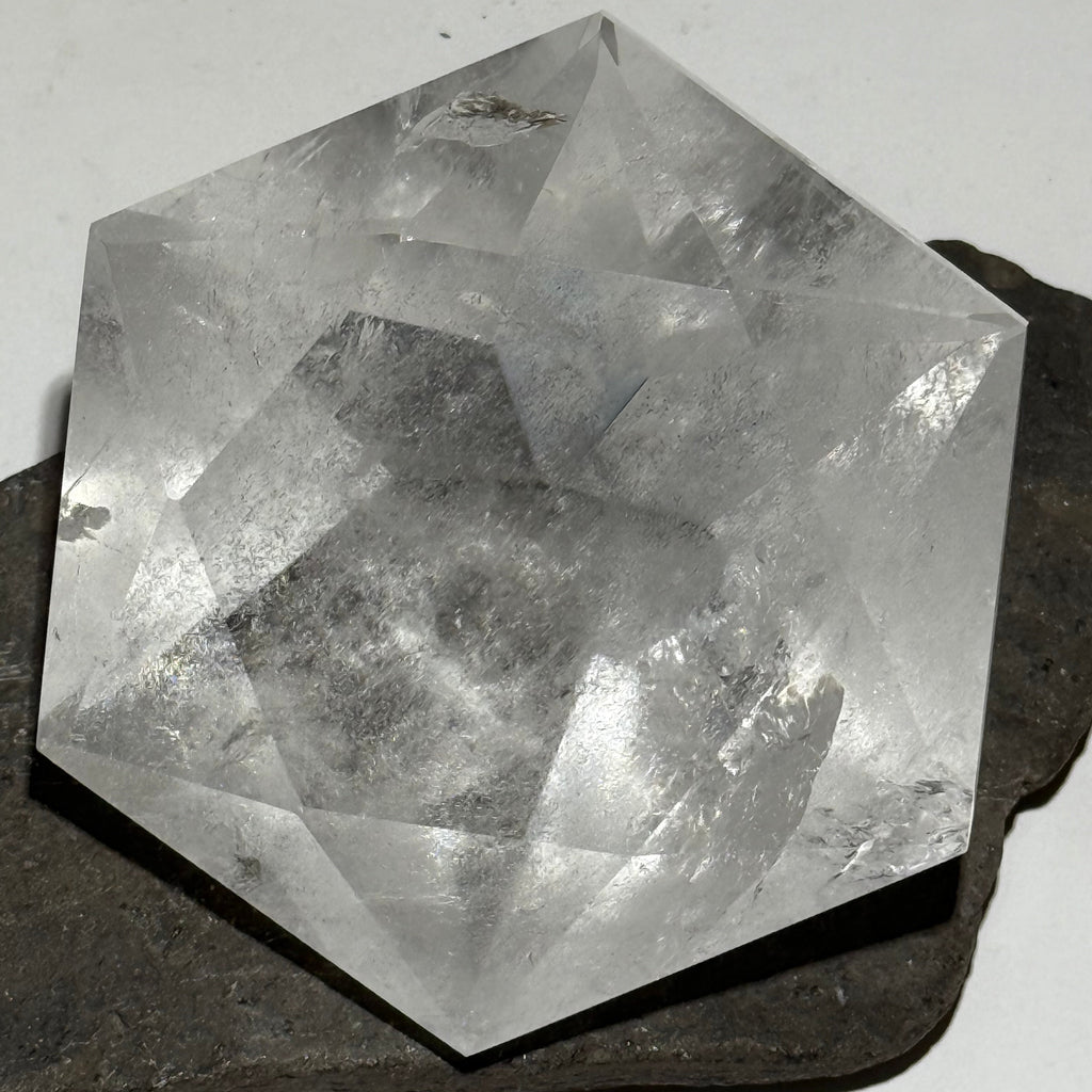 Sceau de Salomon en Quartz Lémurien taillé en Diamant