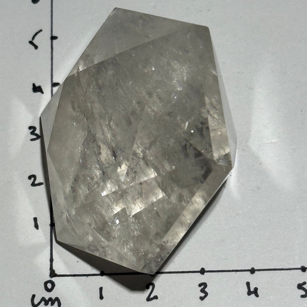 Sceau de Salomon en Quartz Lémurien taillé en Diamant