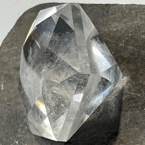 Sceau de Salomon en Quartz Lémurien taillé en Diamant