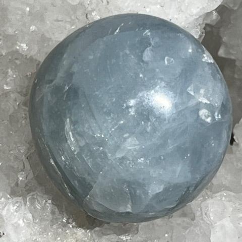 Calcite Bleue  OASIS DE CRISTAL