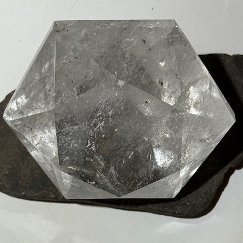 Sceau de Salomon en Quartz Lémurien taillé en Diamant
