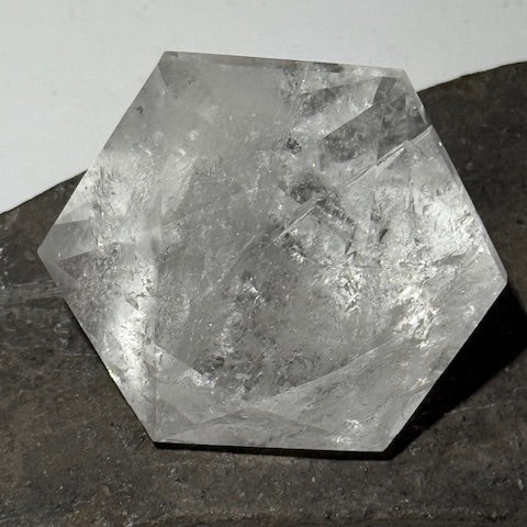 Sceau de Salomon en Quartz Lémurien taillé en Diamant