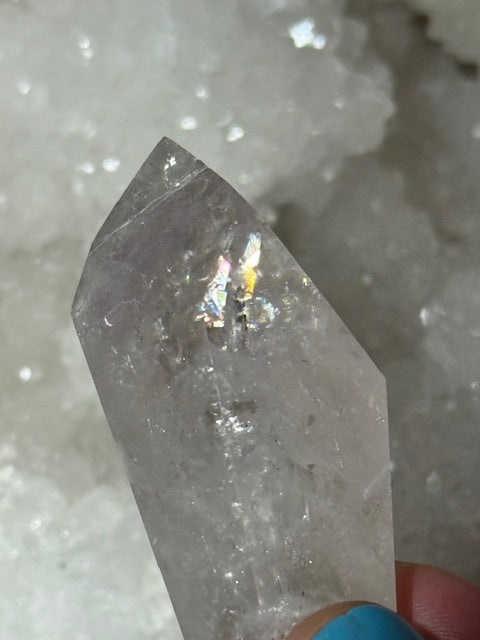 Pointe Biterminée en Améthyste Pâle Fluorescente