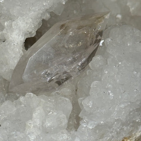 Pointe Biterminée en Améthyste Pâle Fluorescente