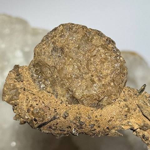 Fulgurite d’Amazonie avec inclusions de quartz