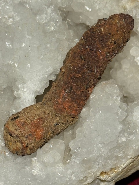 Amazonian fulgurite with quartz inclusions