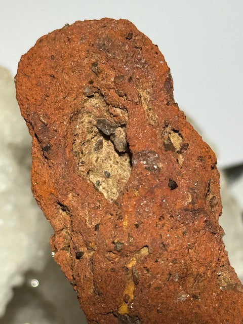 Amazonian fulgurite with quartz inclusions