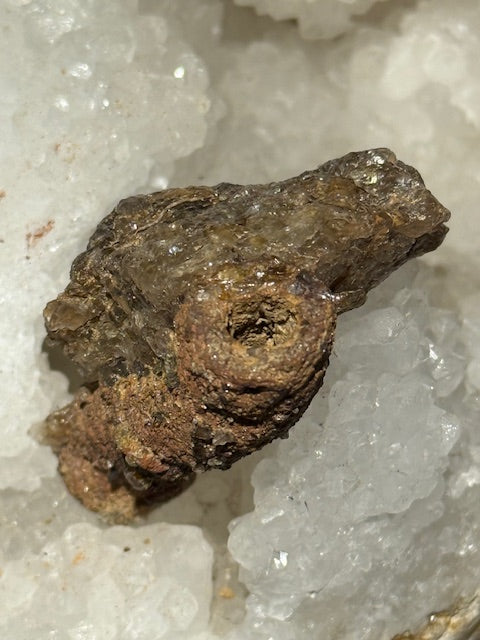 Amazonian fulgurite with quartz inclusions
