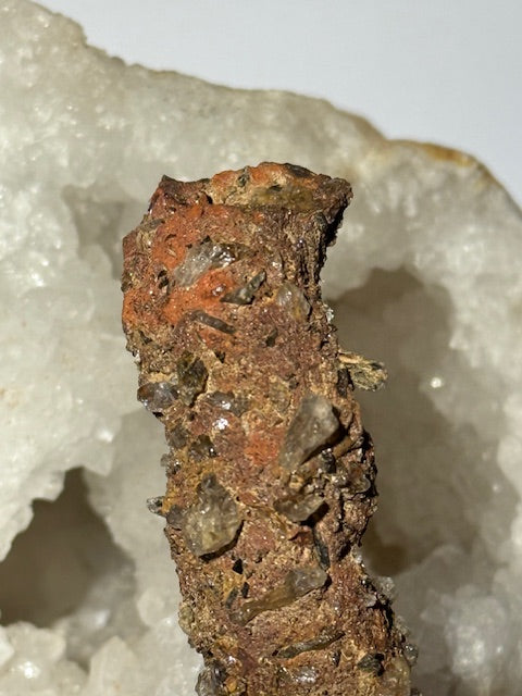 Amazonian fulgurite with quartz inclusions