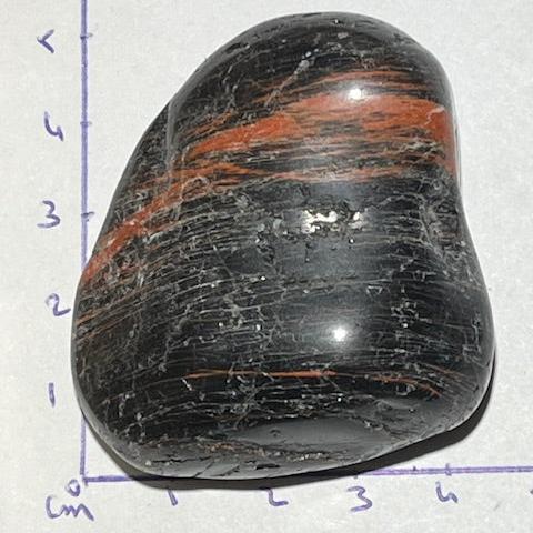 Tourmaline Noire avec Hématite Rouge