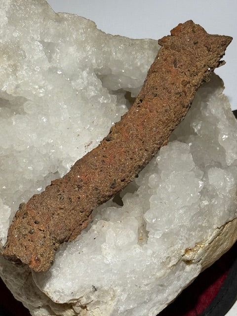Amazonian fulgurite with quartz inclusions