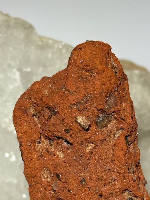 Amazonian fulgurite with quartz inclusions