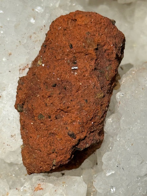 Amazonian fulgurite with quartz inclusions