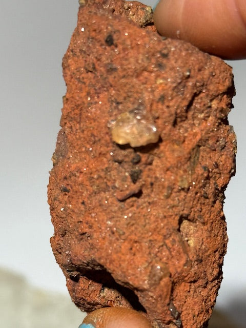 Amazonian fulgurite with quartz inclusions
