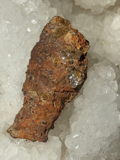 Amazonian fulgurite with quartz inclusions