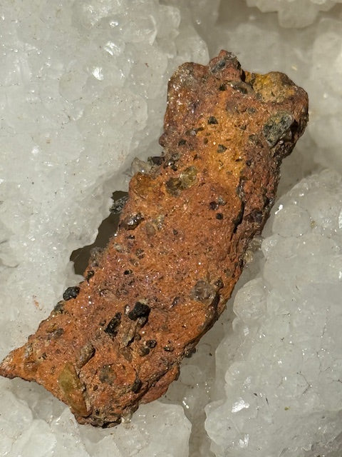 Amazonian fulgurite with quartz inclusions