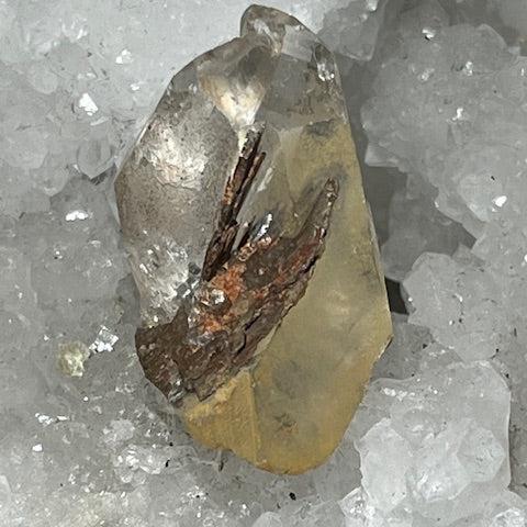 Brookite sur quartz