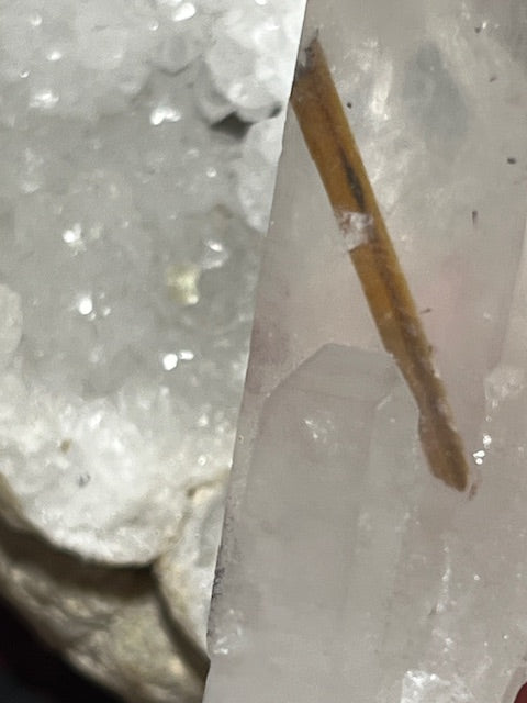 Brookite on Quartz