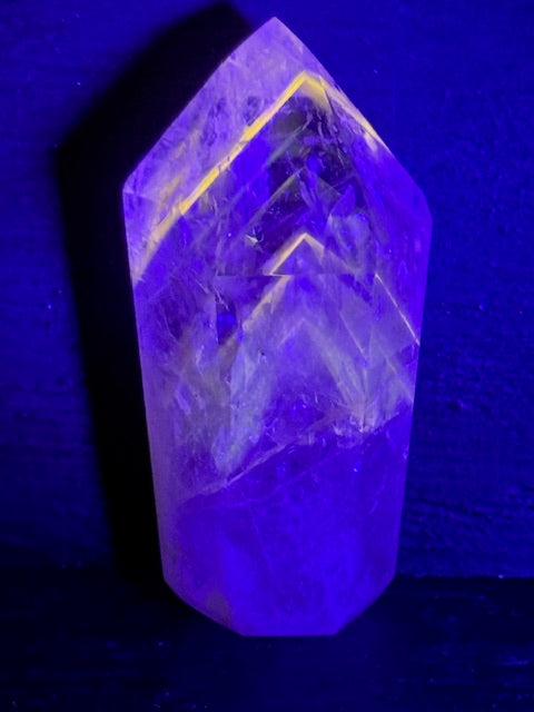 Améthyste Pâle Fluorescente