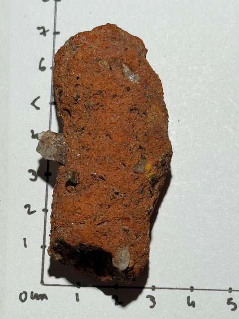 Fulgurite d’Amazonie avec inclusions de quartz