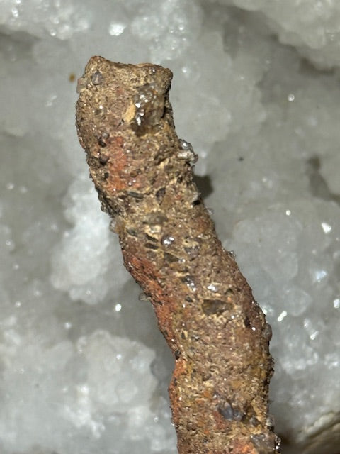 Amazonian fulgurite with quartz inclusions