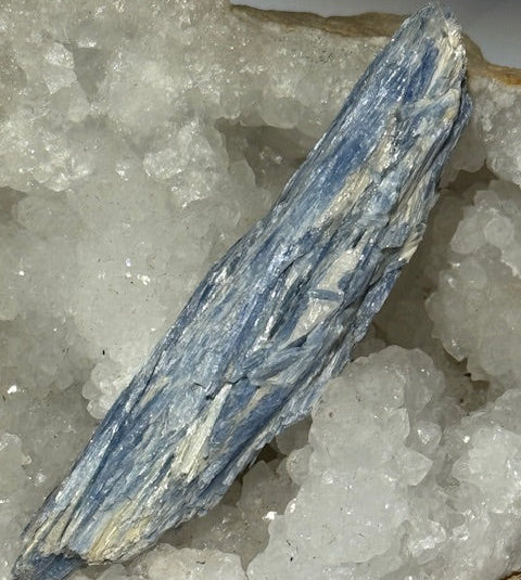 Cyanite Bleue