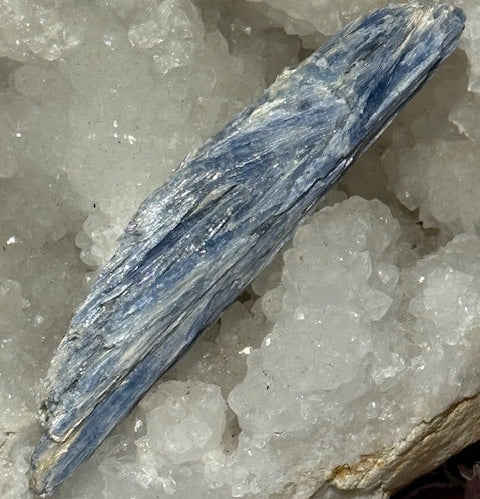 Cyanite Bleue