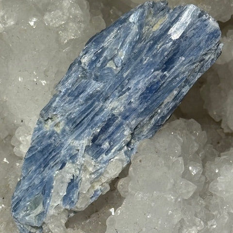 Cyanite Bleue