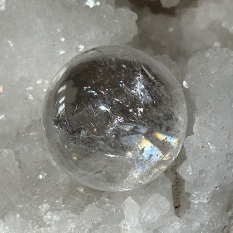 Sphère en Quartz lémurien
