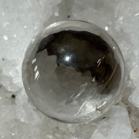 Sphère en Quartz lémurien