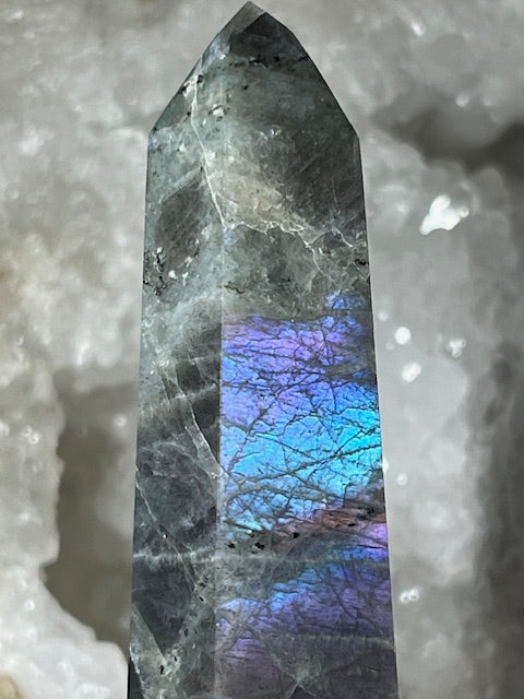 Extra Grade Labradorite Tip