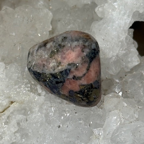 Triplite avec Wagnérite et Pyrite