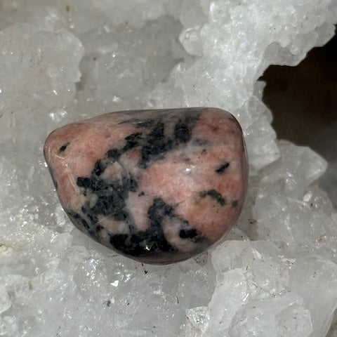 Triplite avec Wagnérite et Pyrite