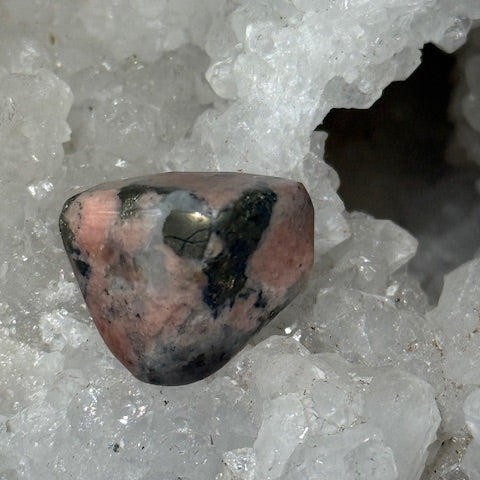 Triplite avec Wagnérite et Pyrite