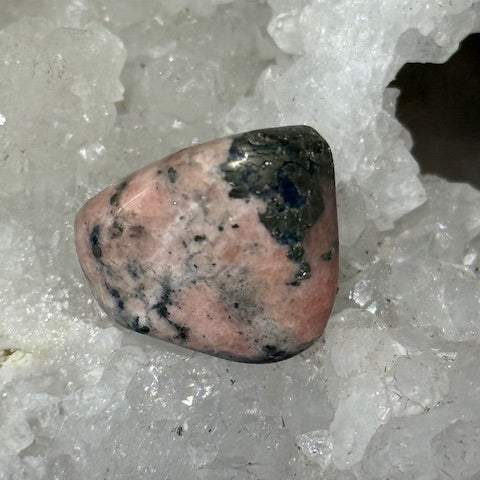 Triplite avec Wagnérite et Pyrite