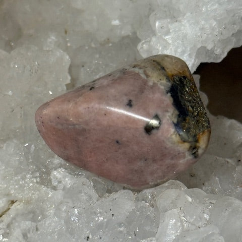 Triplite avec Wagnérite et Pyrite