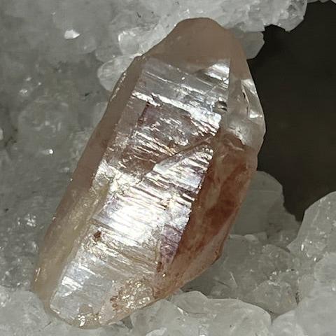 Quartz Rouge Fantôme Oasis de Cristal