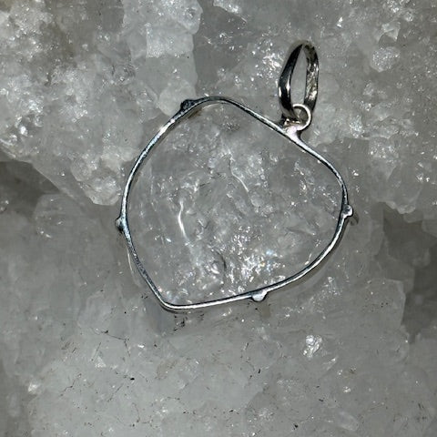Pendentif Pétalite Grade A (Monture Argent)