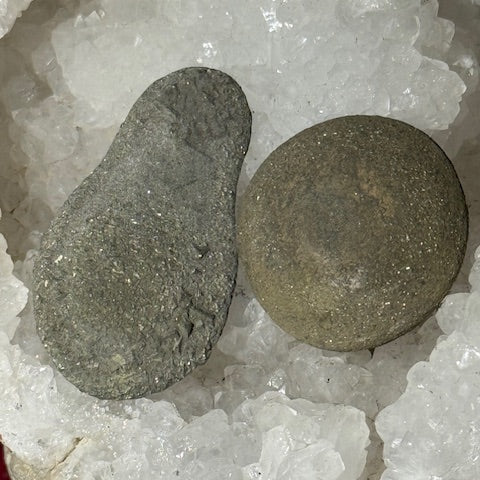 Pinas (Isis & Osiris) 