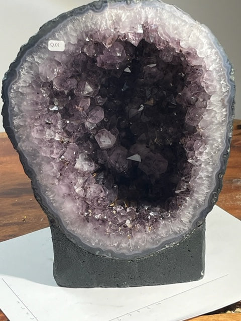 Amethyst Geode Quality 1 