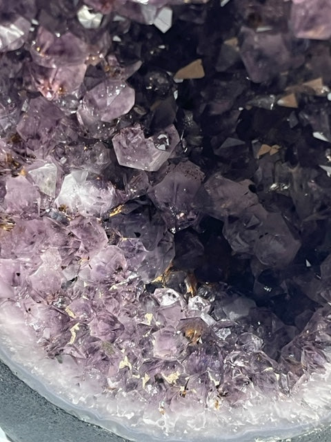 Amethyst Geode Quality 1 