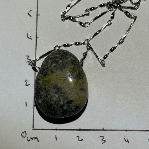 Pendentif Pierre bleue des monts Preseli 