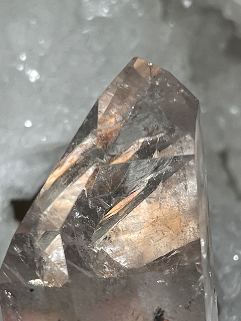 Manifestation crystal