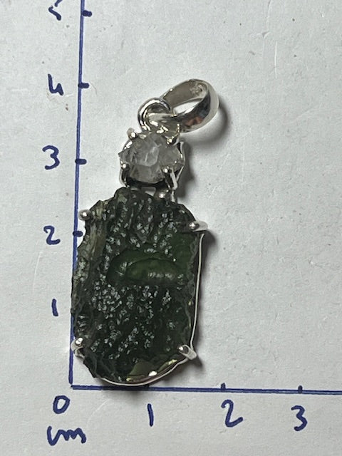 Pendentif Moldavite avec Diamant d'Herkimer (Monture Argent )